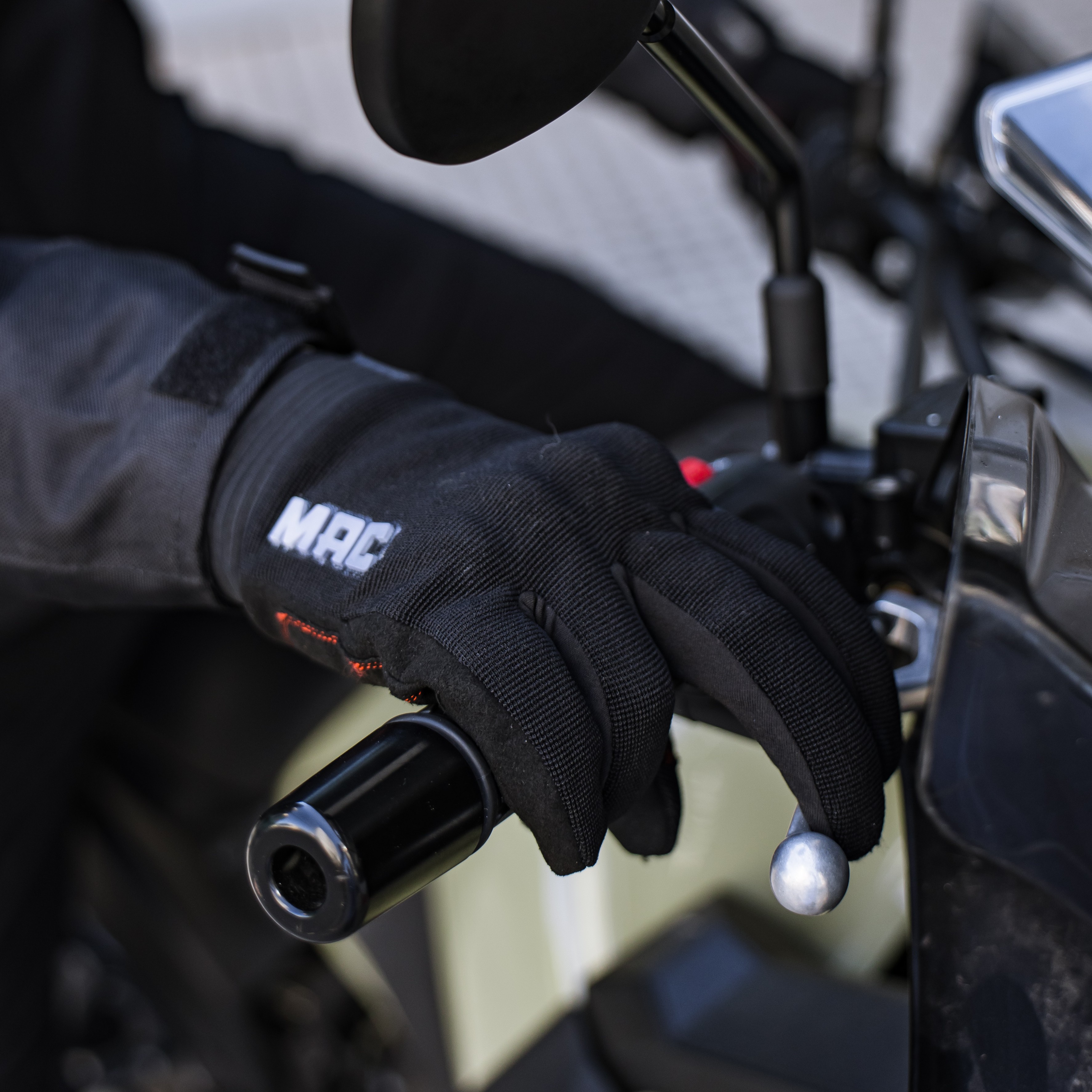 Guantes MAC Street Negro